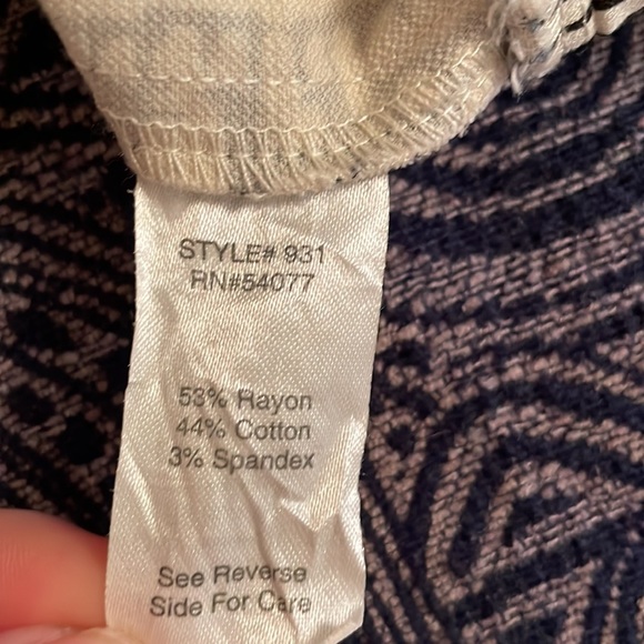 Short sleeve Cropped jacket - Picture 7 of 11